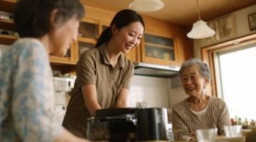 精选30个适合60岁以上老人的热门旅游景点及地道美食推荐