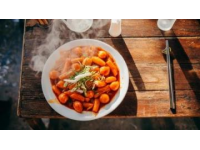 磹水村美食探店之旅：君山片区的味蕾盛宴