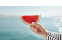 夏日清凉解暑：西瓜椰椰西米露的做法与营养价值分析