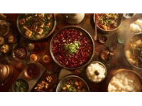 西双版纳：傣族风味与东南亚特色的美食天堂