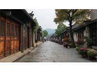 兴义街心花园：贵州最长的商业步行街，集美食文化于一体热门街区