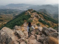 初尝登山乐趣：探秘后山线路之旅