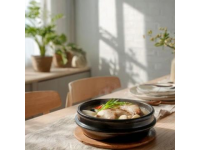 慢煮下的温情：砂锅里的时光每天一道养生美食的治愈哲学