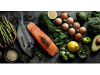 高磷食物推荐：坚果类、动物内脏、海鲜、粗粮类、奶制品等