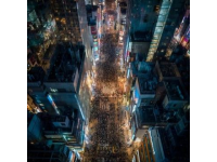 五一黄金周香港尖沙咀人潮涌动天星小轮观光巴士排队长龙