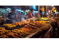 武汉夜游必去美食地图：十大网红小吃街探秘