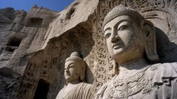 探索甘肃景泰奇迹——黄河石林的奥秘：地壳变迁与自然雕琢的地质奇观
