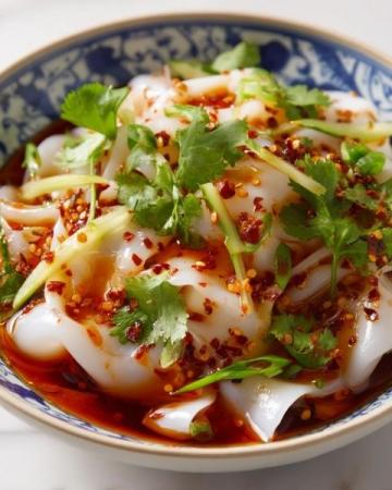 广西玉林必吃美食全攻略：米粉、螺蛳粉到地道小吃一网打尽！
