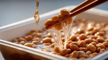 云南传统名小吃：承载历史与乡愁的豆焖饭