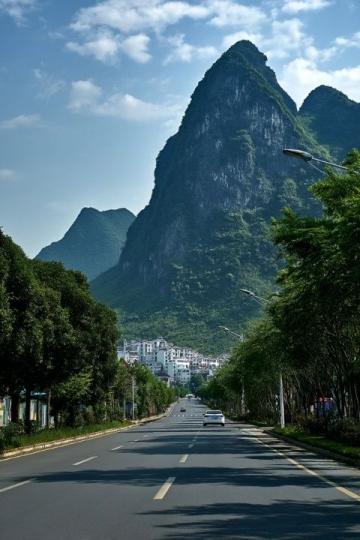 广州1小时车程避暑胜地：溯溪古村荔枝宴，夏日清凉玩法指南