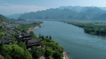 天涯小镇的风景和文化之旅