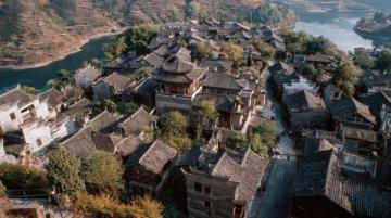互助县威远镇小庄美食之旅：地道农家风味与热情好客的完美结合