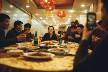 美国网红埃文凯尔来广西吃货,发现了这里的美味!