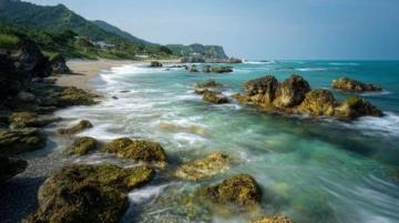 广西十大最美海滩推荐:碧海蓝天等你来探索