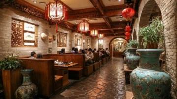 广州江南西地铁旁隐藏美食瑰宝「窝居休闲餐厅」复古小资氛围独特