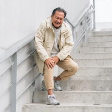 单腿站立20秒:简单测试揭示中风风险与大脑健康关联