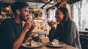 享受美食不放弃控糖:高血糖患者的饮食新策略