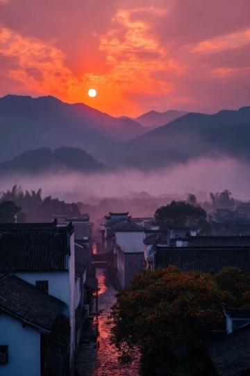 跟着大明星游四川西有都江堰，东有五凤溪！这个古镇火了！湖南卫视天天向上都来打