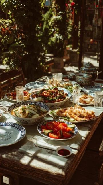贵州安顺特色美食探秘：不可错过的当地小吃尝鲜记