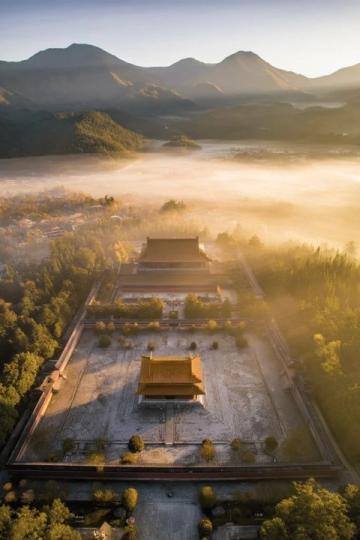 宁波奉化雪窦山:千年古刹的心灵之旅