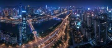 重庆谢家湾站,最像香港的街区,看起来好大气上档次呦。城市感满满的。网友戏称重庆