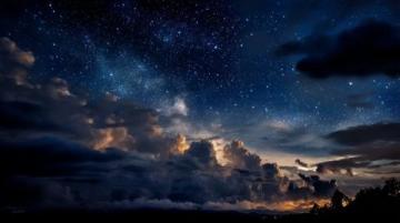 暗香满天，夜色更深