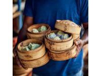 探寻广州美食：蔡澜点心带你领略港式风味