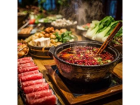 陕西特色美食：酸辣爽滑的凉皮风味佳