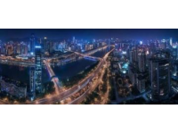 重庆谢家湾站，最像香港的街区,看起来好大气上档次呦。城市感满满的。网友戏称重庆