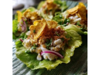 珍稀豹纹鱼制作豪华酸菜鱼与特色料理，分享烹饪心得及夏日凉拌萝卜食谱