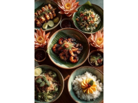 印尼特色美食挑战：烤眼镜蛇肉配蛇血酒，你敢尝鲜吗？