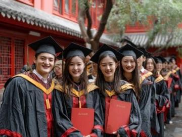 上海杨浦大学路:高校云集的学问之地