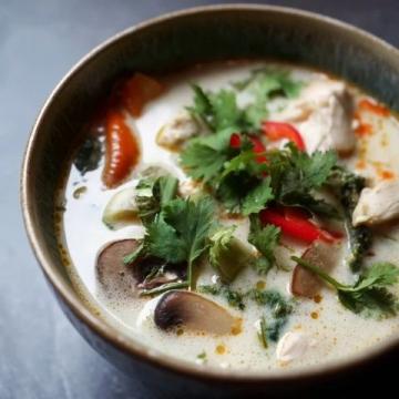 经典法式奶油鸡菇炖汤