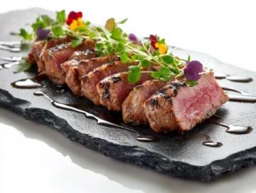 紫苏叶包烤牛肉：色香味俱全的健康家常菜谱