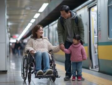 我在枣庄西站，记忆中的故乡之旅