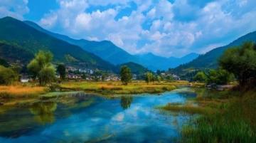 贵州遵义乌江寨游玩指南:门票、住宿、路线一网打尽,体验绝美水墨画风光