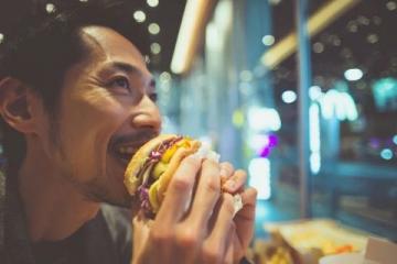 全国打工人午餐暗号大公开!5款工位美食,00后心碎也戒不掉