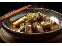经典宋式风味：东坡肉的历史与美味体验