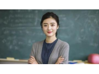 北大师资风采：课堂上的知识传递者