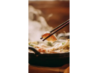 品尝河豚：美味与风险同在的海鲜佳肴