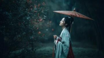倾盆大雨中的神秘世界:天倾录描绘雨幕下的奇幻景象