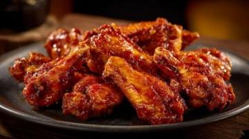 经典可乐鸡翅食谱:甜咸交织,嫩滑入味,新手也能轻松做成功