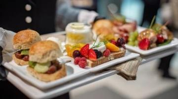 2025年餐饮界焦点盘点:热门新闻与爆红趋势一览
