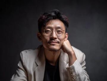 揭秘韦东奕走红背后：别让质疑声掩盖学术价值与影响力