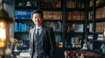 揭秘韦东奕走红背后：别让质疑声掩盖学术价值与影响力