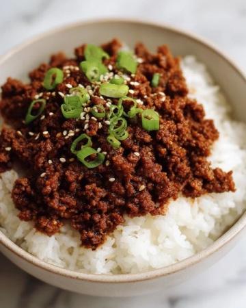 10分钟速成!洋葱炒肉家常快手菜,鲜香开胃又下饭