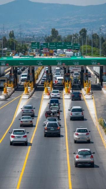 掌握美国高速公路缴费指南:避免收费路段、了解电子缴费系统及其使用方法