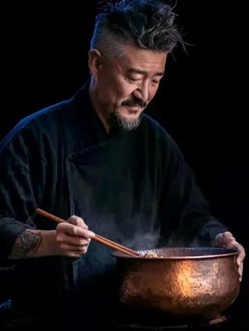 00后烹饪天才陈小东:从醒狮酥到玉兔报喜的新中式美食探索者