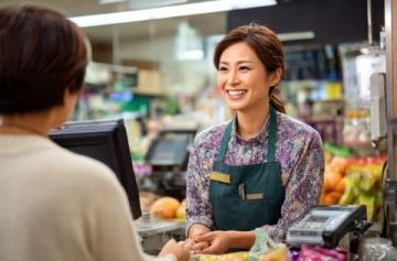 月薪过万为何仍存不下钱?六大消费陷阱需警惕