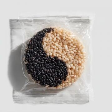 忆童年美食记忆,寻找旧时节的芝麻酥糖